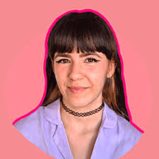 Sara Vega's Instagram, Twitter & Facebook