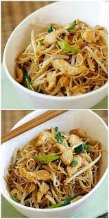 Fried Rice Vermicelli Delicious Fried Rice Sticks Stir Fried With Chicken Using The Simples Vermicelli Rice Noodle Recipe Vermicelli Recipes Rice Vermicelli