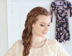 17 Easy Hairstyles For A Rainy Day Diy Hairstyles Easy Hairstyles Hair Styles