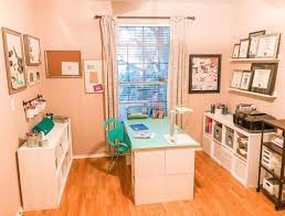 The island and hutch provide handy organization. 20 Ideas For Designing A Craft Room At Home Extra Space Storage