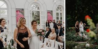 Herzlich willkommen in der brautstube. Ivana Paul In Der Villa Bonn Im Palmengarten Frankfurt Hochzeitsfotograf Videograf Berlin Und Potsdam Naturliche Authentische Hochzeitsfotos