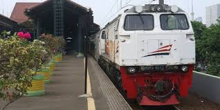 Check spelling or type a new query. Cara Pesan Tiket Kereta Api Via Online Dan Offline Halaman All Kompas Com