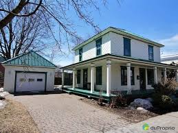 Maison Ancienne De 1921 Quasi Ancestrale Ayant Conserve Son Cachet Antique Plusieurs Renovations Et Restaurations Faites A House Styles Outdoor Decor Mansions