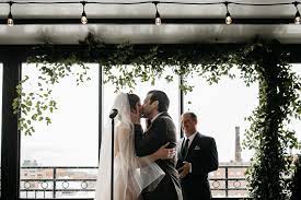 Courtney Hank Wedding Wedding Brooklyn Box House Hotel New York By Jean Laurent Gaudy Box Houses Hotel Reception Reception Venues