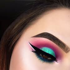 Como Maquillar Los Ojos Paso A Paso Para Principiantes Maquillaje De Ojos Paso A Paso Para Principiantes Maquillaje De Ojos Maquillaje Colorido Maquillaje De Ojos Colorido