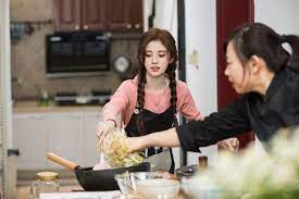 鞠婧祎我要这样生活 无论是披着头发还是 来自追星文盲段黄派 微博