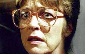 ▷ ITV Coronation Street's Deirdre Barlow
