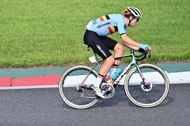 The road cycling competition will take place from 24 july 2021 to 28 july 2021, with the men's road race the morning after the opening ceremony and the women's road race a day later. Odeqxtbrq2lswm