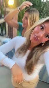 Anna Hammack's Instagram, Twitter & Facebook