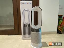 The dyson pure hot + cool (hp04) is powerful enough to comfortably heat a 1,200 square foot room. Dyson Pure Hot Cool Air Purifier Review Futuristic Smart And Efficient 91mobiles Com