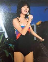 seiko matsuda おしゃれまとめの人気アイデア pinterest j stars 芸能人 水着 水着 ワンピース 水着