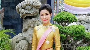 Masuk islamnya umar, hamzah, raja habasyah. Usai Lucuti Gelar Selirnya Raja Thailand Pecat 6 Staf Istana