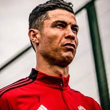 Goool de Ronaldo no hay mucho que decir es el amo y señor de esta  competencia.