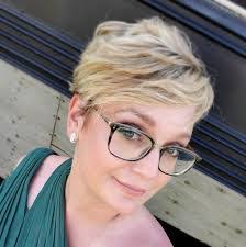 Jessica Daman's Instagram, Twitter & Facebook