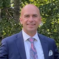 60+ perfiles de «Sendziak»