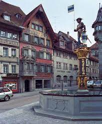 Hier finden sie die gesetzlichen feiertage für zug des laufenden ( 2021 ), der beiden folgenden ( 2022 , 2023 ) sowie des vergangenen jahres ( 2020 ). Zug Schweiz Sehenswurdigkeiten Bilder Rundgang