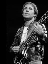 Singer Songwriter Paul Simon Paul Simon Simon Garfunkel Songwriting