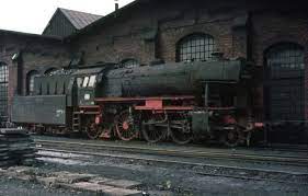 The cheapest way to get from würzburg to saarbrücken costs only 38€, and the quickest way takes just 2½ hours. 023 008 Am 13 06 1975 Im Bw Saarbrucken Hbf Bahnbilder De