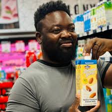 The court has given Standard Bank the green light to repossess two luxury  cars belonging to a Joburg lawyer who is also facing a litany of complaints  for allegedly stealing from Road