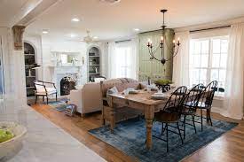 Episode 17 The Carriage House Magnolia Market Living Room Dining Room Combo Joanna Gaines Dining Room Fixer Upper Living Room