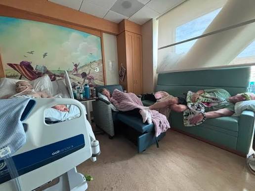 🚨 It's been two days since I last shared an update on teenage cancer  warrior Will Roberts. Tonight, his mother says the biggest concern right  now isn't the cancer itself. It's the