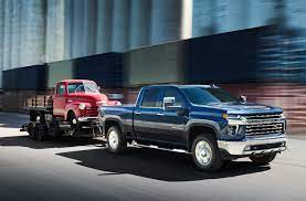 Choose trims, accessories & more to see pricing on a new chevy silverado 1500. Https Es Chevrolet Com Content Dam Chevrolet Na Us English Index Vehicle Groups Trailering And Towing Trucks 02 Pdfs My21 20trailering 20guide 20ebrochure 20v2 Pdf