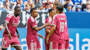 Com Mbappé e novos reforços em campo, Real Madrid vence o Schalke 04 e finaliza pré-temporada com Mourinho invicto