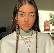 Image About Style In Fashion Indie Hub By Orchard In 2020 Hair Styles Aesthetic Hair Hair Makeup Euphoria had a big, influential makeup moment in 2019 and more people will get on board with daring makeup looks, carrying this well into 2020, burrell predicts. pinterest