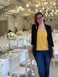 De ce consider ca acest curs de organizare evenimente iti schimba viata mai mult decat oricare curs de marketing prin evenimente din bucuresti si din romania la acest moment: Vreau O NuntÄƒ FÄƒrÄƒ Stres Adriana Petre