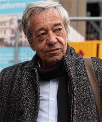 Pat Moir's Instagram, Twitter & Facebook