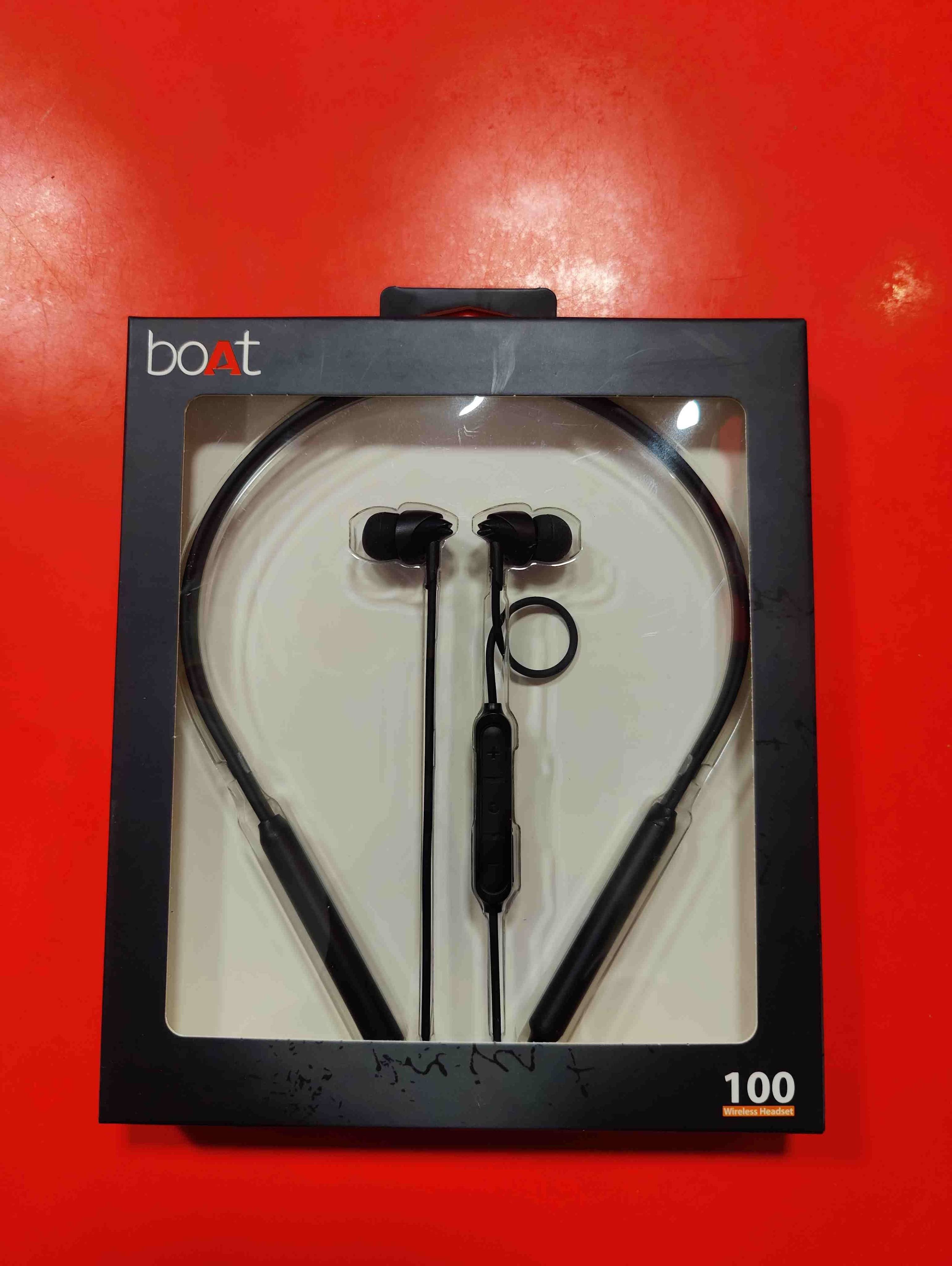 Boat 100 Neck Band product image