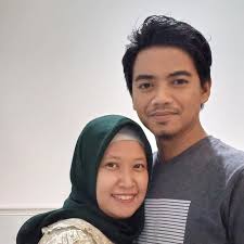 Mungkin harga cabai rawit naik beberapa saat lalu, sekarang sudah mulai  turun. Tapi saran saya jangan terlalu makan pedas dulu. Waktu muda saya  sering makan pedas," ujar Prabowo dalam Pengantar Sidang Kabinet