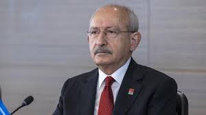 Başkan uygur, 20 yaşındaki oğlunu belediye şirketinde genel müdür yardımcılığına atamıştı. Torbali Belediye Baskani Ramazan Ismail Uygur Ulakci Haber