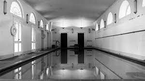 The beautiful and bold entrance makes these luxury home. The White House Press Room Was A Swimming Pool Dmv You Don T Kn Wusa9 Com