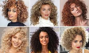 È da loro che dobbiamo prendere ispirazione per tutto il 2022 per quanto riguarda tagli e acconciature sui capelli ricci corti, medi e lunghi, . Tagli Capelli Ricci 2020 Corti Medi Lunghi Tendenze Beautydea Tagli Di Capelli Capelli Tagli Di Capelli Ricci Lunghi