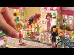 Sistema il giardino con il taglia erbe e prendi il giornale di. Lego Friends Casa Di Olivia Spot Tv Youtube