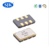 122.88MHz SMD 5032 LVPECL VCXO oscillators, size with 5.0*3.2*1.25mm, 3.3V  supply voltage, 50ppm