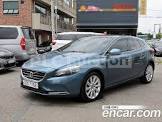 Volvo-V40-(2013)