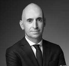 Stuart Downes's Instagram, Twitter & Facebook