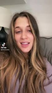 Darla Bates's Instagram, Twitter & Facebook