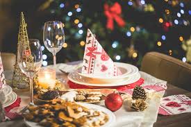 Every christmas celebration features a few standards: What Do British People Eat At Christmas Teatime English