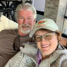 This weekend we took a little time to celebrate 10 years of marriage!  Shortly after we were married we opened the diner and then our first little  one came along. We haven't