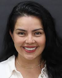 ✨ A beautiful restoration story! ✨ This patient came to us with a broken  bridge, and together we created a treatment plan to restore both function  and aesthetics. Through the use of