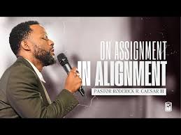 Image result for tbn:AWzYY9q209rRYM::rho0ofa.jeeran.com/24947_ABEER__ROSE.jpg