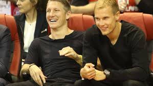 August 1984 in kolbermoor) ist ein ehemaliger deutscher fußballspieler. Profi Des Vfb Stuttgart Das Sagt Holger Badstuber In Der Bastian Schweinsteiger Doku Vfb Stuttgart Stuttgarter Nachrichten