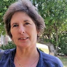 Mossel Bay author Sharon Brummer and internationally recognised poet René  Bohnen are giving painting and writing workshops every month. Read more  here: https://bit.ly/3w6Rl4v