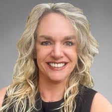 Annette Southwell's Instagram, Twitter & Facebook