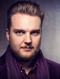 Clifton Griffith's Instagram, Twitter & Facebook