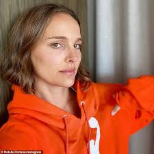 Natalie portman's fables is her picture book. The Frantic Calls To Replace Natalie Portman In New Hbo Film Daily Mail Online