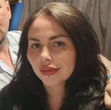 33-Year-Old Mom Of Five Is UK's First Person To Lose Life In UK From  Undergoing BBL